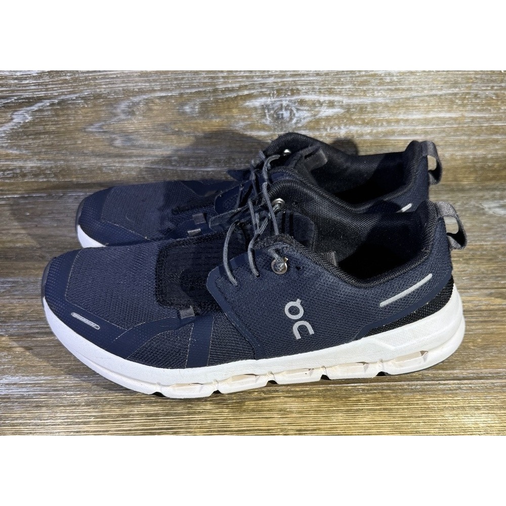 On Cloud Blue Running Sneakers Youth Size 5.5Y Women's Size 7 READ